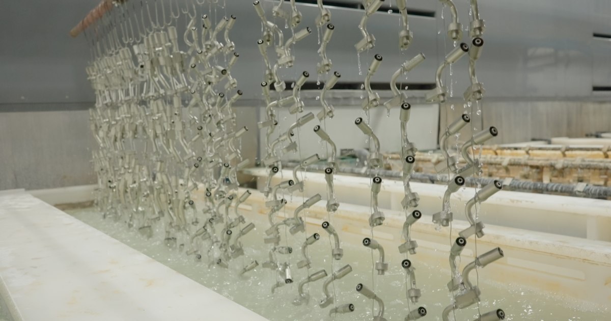 Pavco metal cleaning